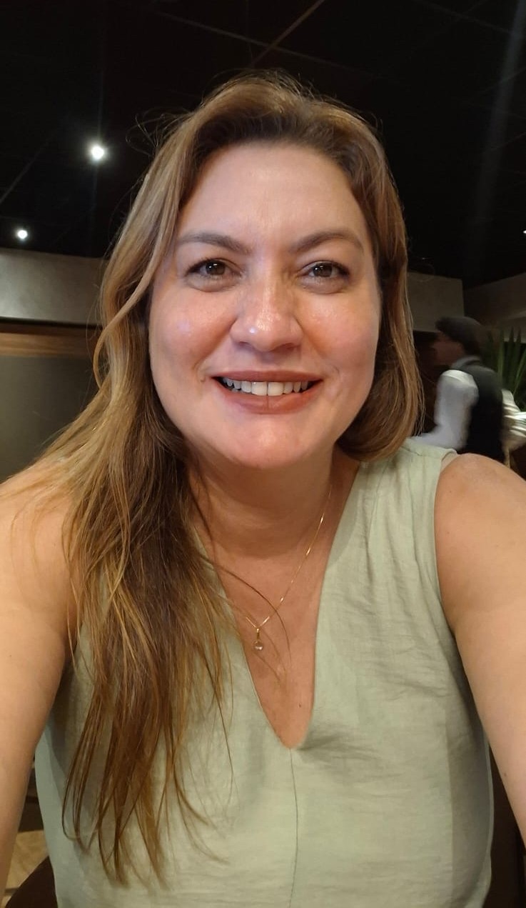 Dra. Eliz&acirc;ngela